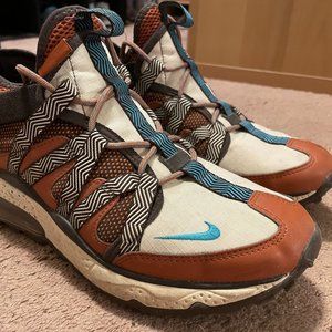 Used Nike Air Max 270 Bowfin Sneakers Size 9